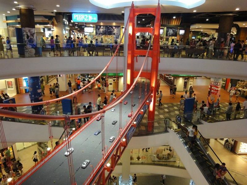 مرکز خرید سنترال فستیوال پوکت هنگام سفر به تایلند در تیر ماه