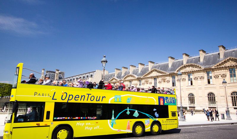 با اتوبوس گردشگری به استقبال جاهای دیدنی پاریس با عکس بروید.