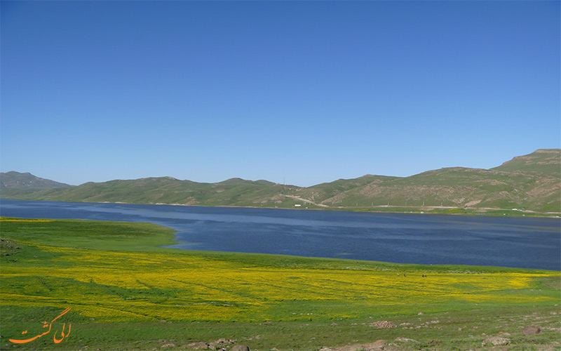 نئور اردبیل ،‌ دریاچه نئور در کوه باغرو اردبیل